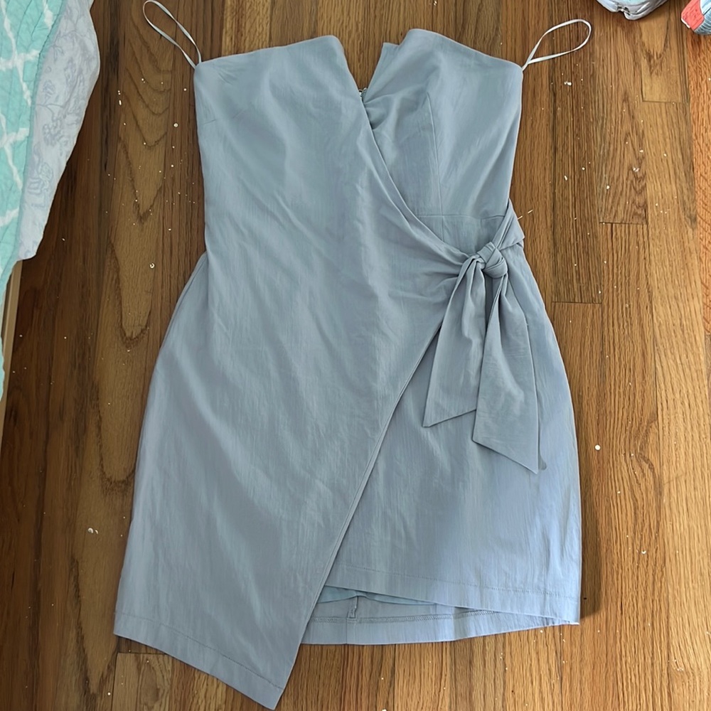 Blue strapless dress